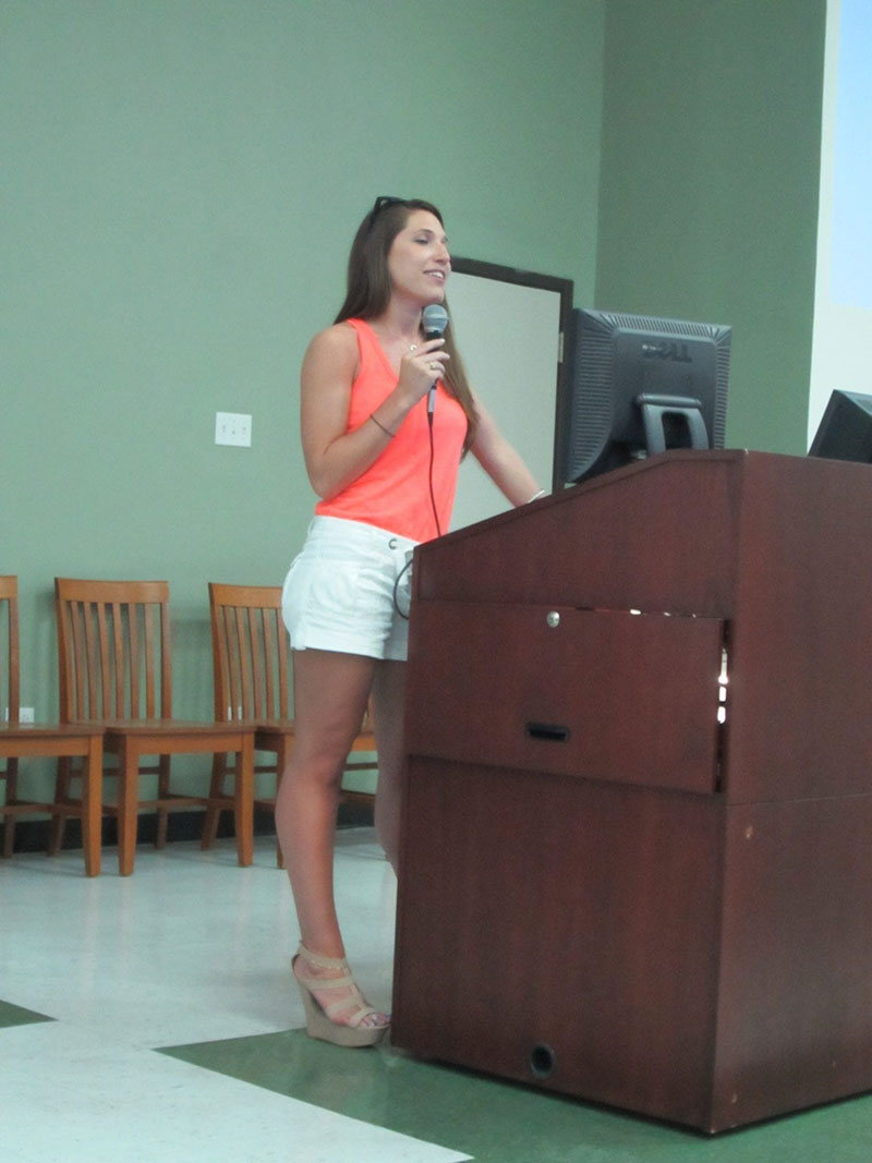UMHS 2014 GRADUATE: Dr. Courtney Kohn speaks at the event