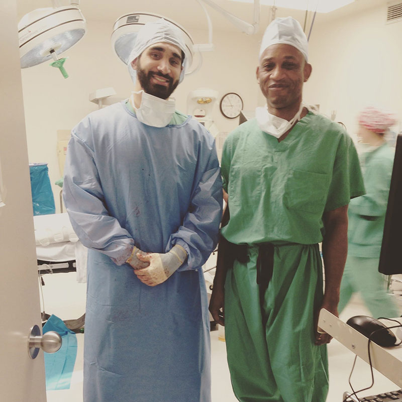 Dr. Azimi-Ghomi at work with Dr. Charity Uhunmwangho, one of the attending physicians during rotations in Augusta, GA.  Photo: Courtesy of Dr. Azimi-Ghomi