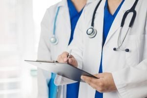PA-versus-medical-doctor