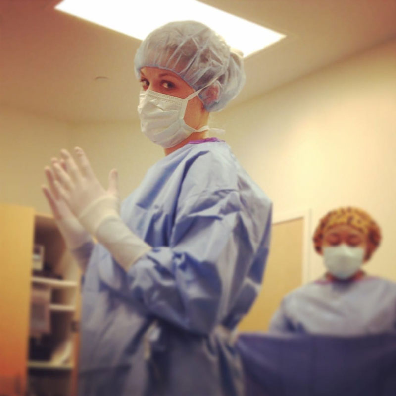 Scrubbing into surgery during rotations in 2014. Photo: Courtesy of Dr. Elizabeth Nielsen