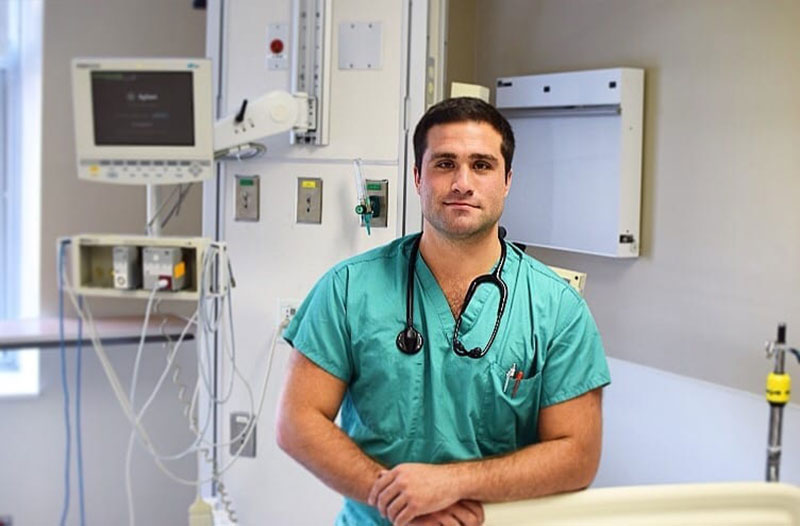 UMHS MED STUDENT RUNS FOR U.S. CONGRESS SEAT: Brandon Kirshner hopes to win the 25th Congressional District seat in November. Photo: Courtesy of Brandon Kirshner
