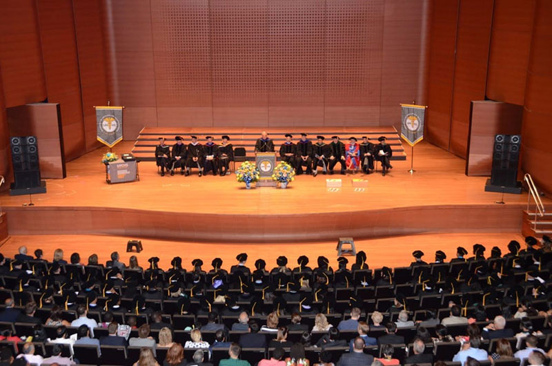 UMHS PRESIDENT WARREN ROSS: Speaking to Class of 2016. Photo: Island Photography
