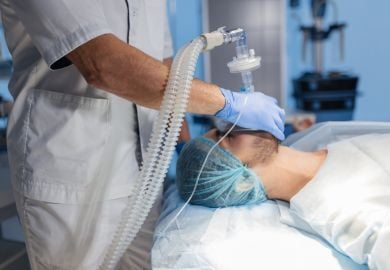 anesthesia-doctor-with-patient-in-operating-room