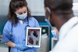 cardiologist-and-nurse