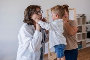 how-to-become-a-pediatrician