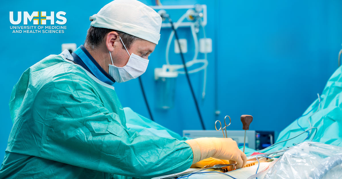 how to become an orthopedic surgeon.jpeg?width=1600&height=840&name=how to become an orthopedic surgeon