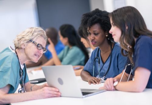 in-medical-school-group-with-legit-professor