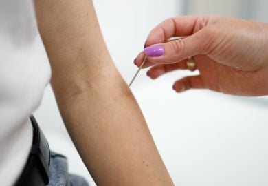 neurological-testing-by-neurologist