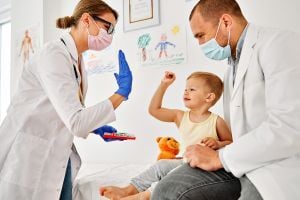 pediatricians-with-child