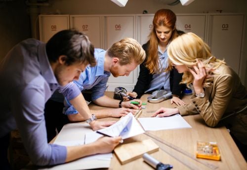 pre-med-majors-working-on-a-project