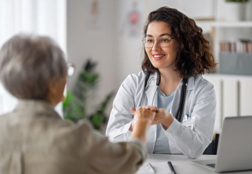 primary-care-physician-with-patient