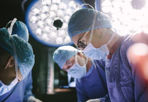 surgeons-hard-to-become