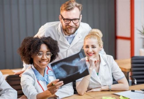 three-resident-doctors