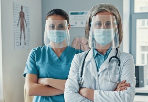 two-infectious-disease-doctors-with-masks