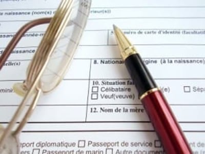 IMMIGRATION ISSUES: Some Latinos/Hispanics hesitate to take advantage of medical services because of fears about immigration status. Photo: Brandon Sigma/FreeDigitalPhotos.net