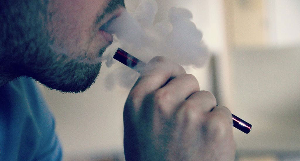 E-Cigs-E-Liquid-Vaping-Cloud