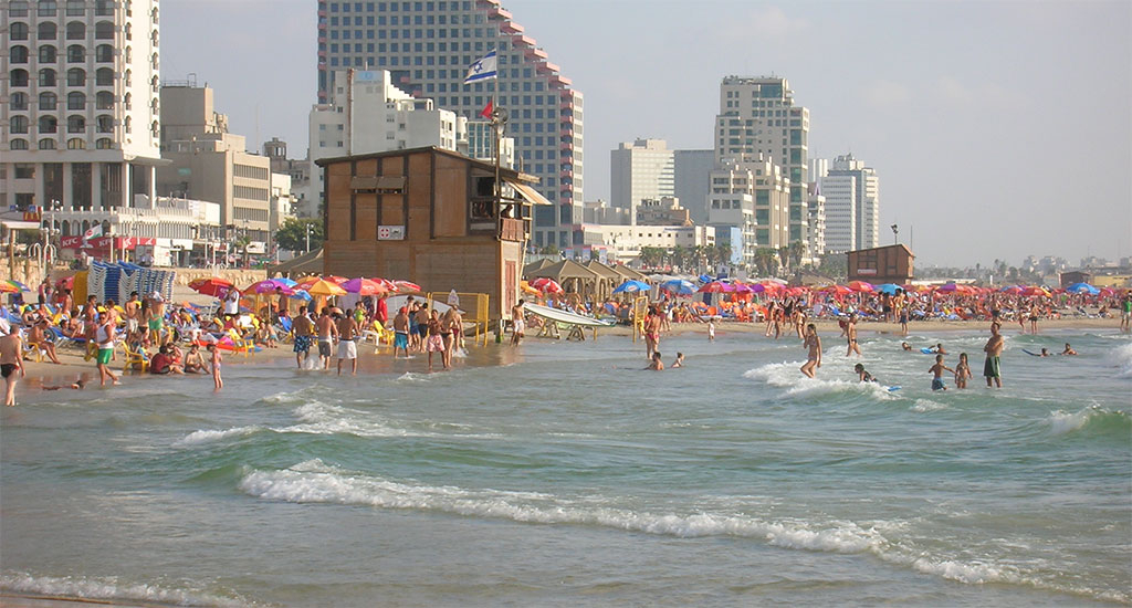 Israel_-_Tel_Aviv_Beach